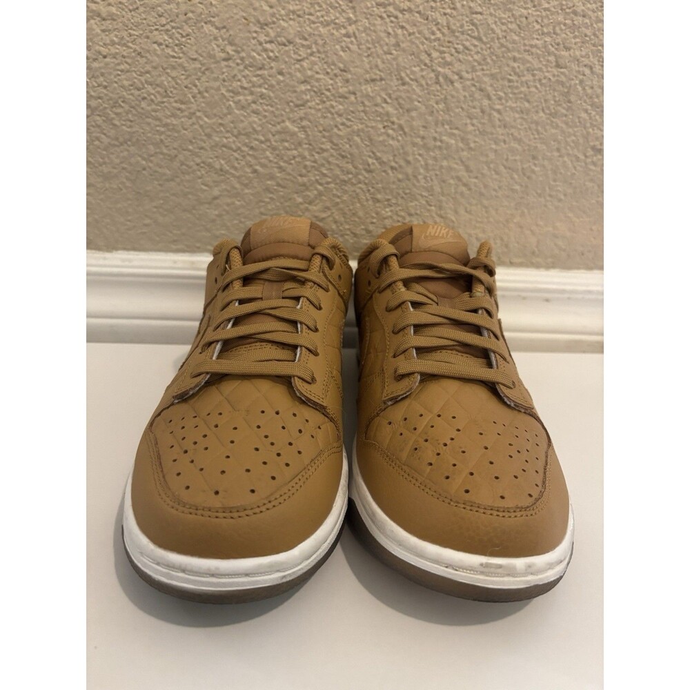 Nike Dunk Low Quilted Wheat Women’s Size 9.5 Men’s 8 Excellent Condition